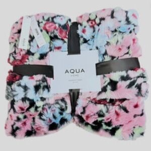 Aqua Vibrant Multicolor Plush Throw